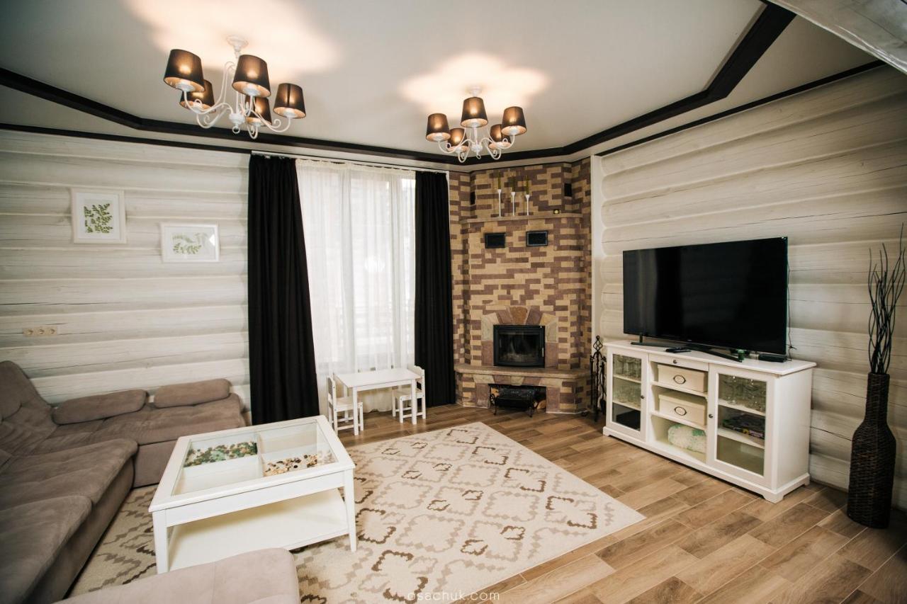 Westhills Cottage Town & Spa Bukovel Eksteriør billede